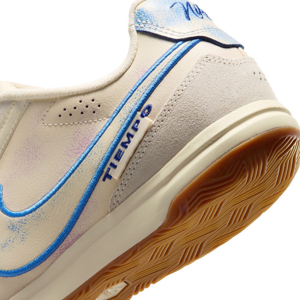 ナイキ（NIKE）（メンズ、レディース）フットサルシューズ ティエンポ