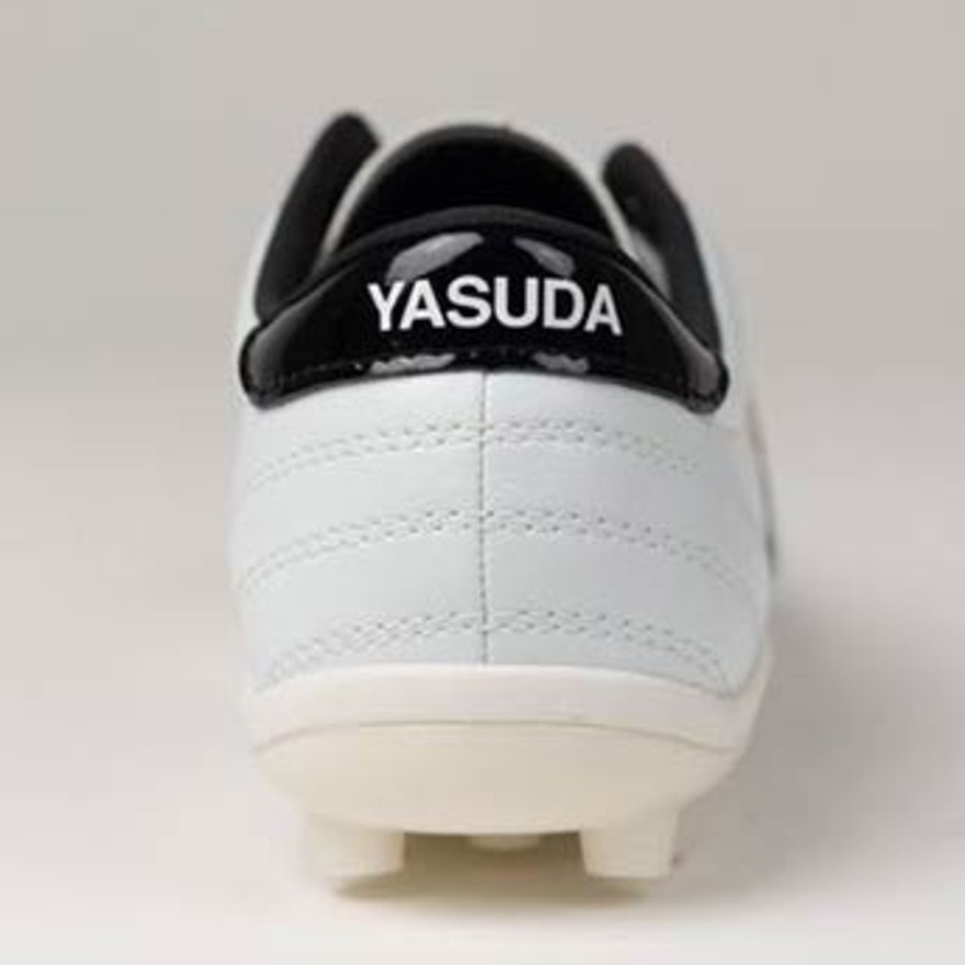 ヤスダ（YASUDA）（キッズ）ジュニアサッカースパイク 土/天然芝/人工芝用 Ligaresta Ace Jr. YSD-S25JR-001 WHT
