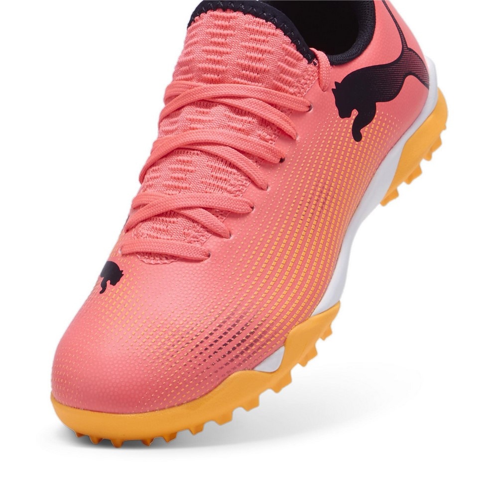 プーマ（PUMA）（キッズ）ジュニアサッカートレーニングシューズ 土 天然芝 人工芝用 フューチャー 7 プレイ プラス ミッド 10773803