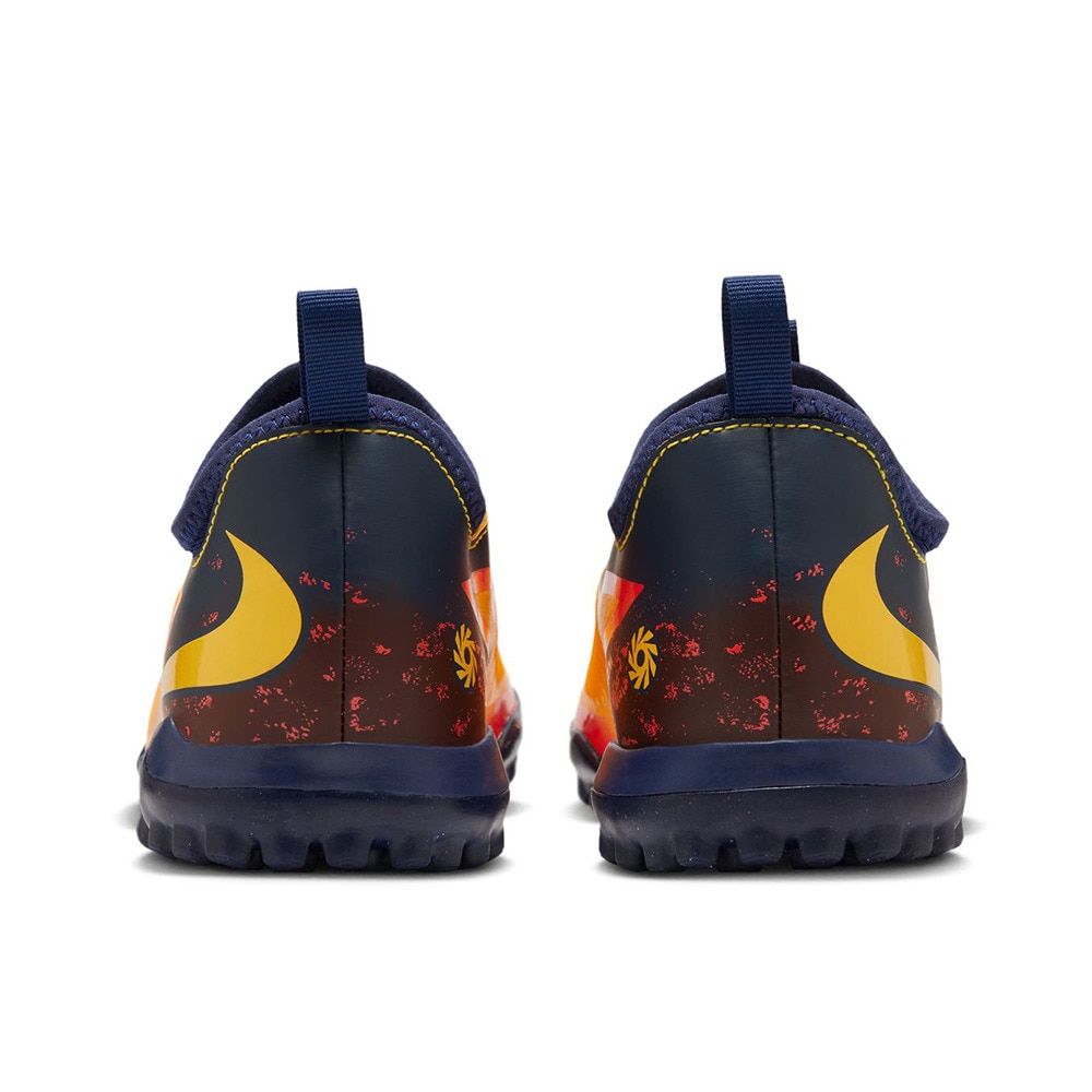 ナイキ（NIKE）（キッズ）ジュニアサッカートレーニングシューズ ファントム 6 LOW ACAD TF EH HQ2040-800