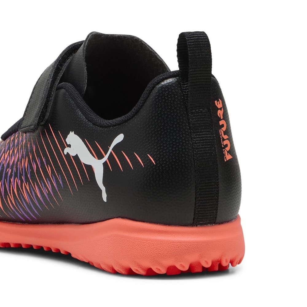 プーマ（PUMA）（キッズ）【新商品】ジュニアサッカートレーニングシューズ フューチャー8プレイ TTV 10839801