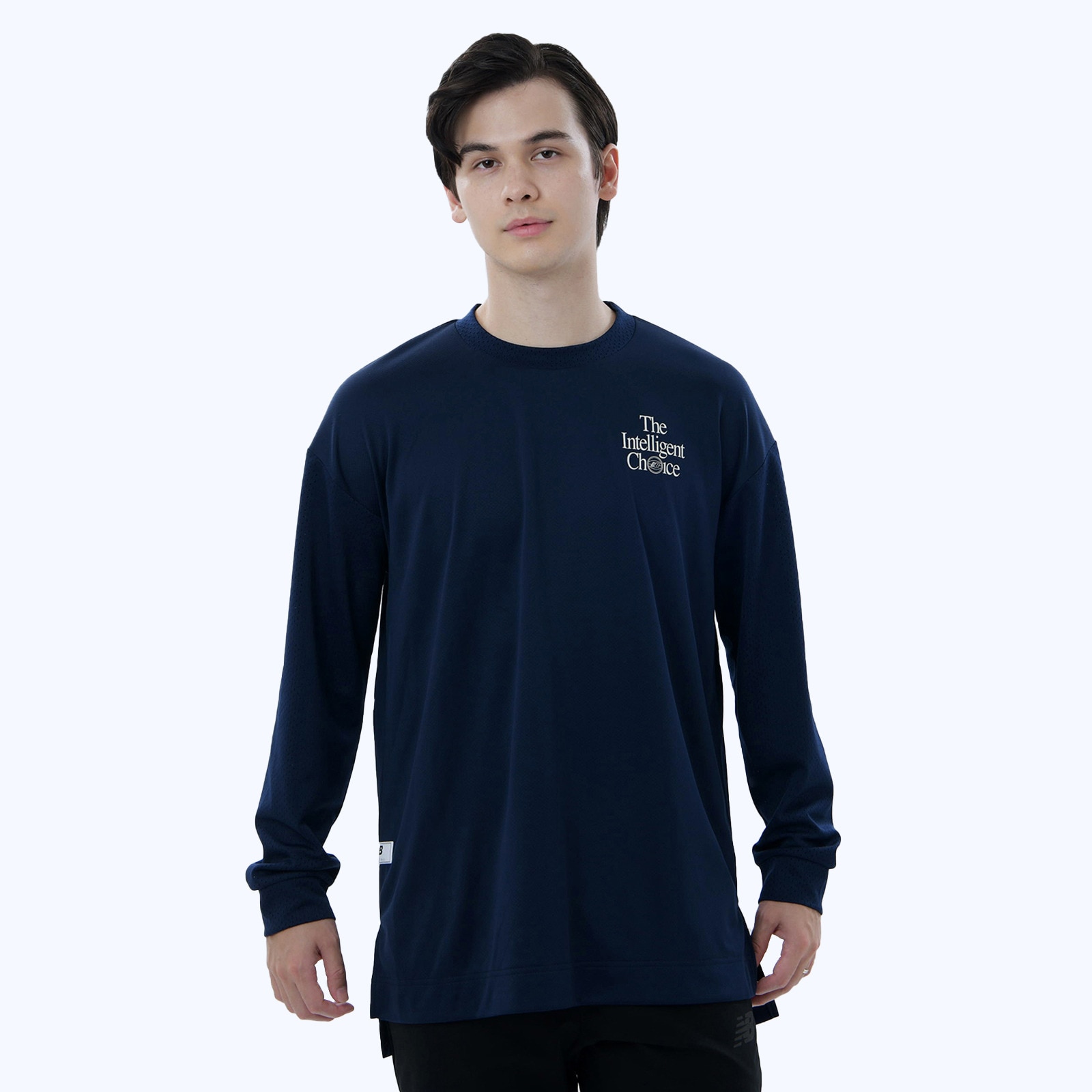 ニューバランス（new balance）（メンズ）バスケットボールウェア  ロンＴ Intelligent 長袖Tシャツ AMT25113TNV