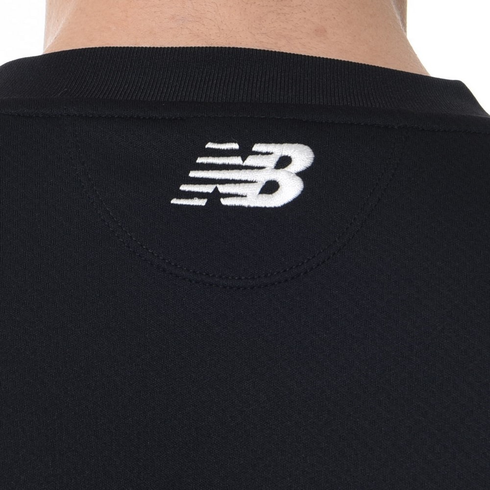 ニューバランス（new balance）（メンズ、レディース）バスケットボールウェア Court Graphic Tシャツ AMT35064BK