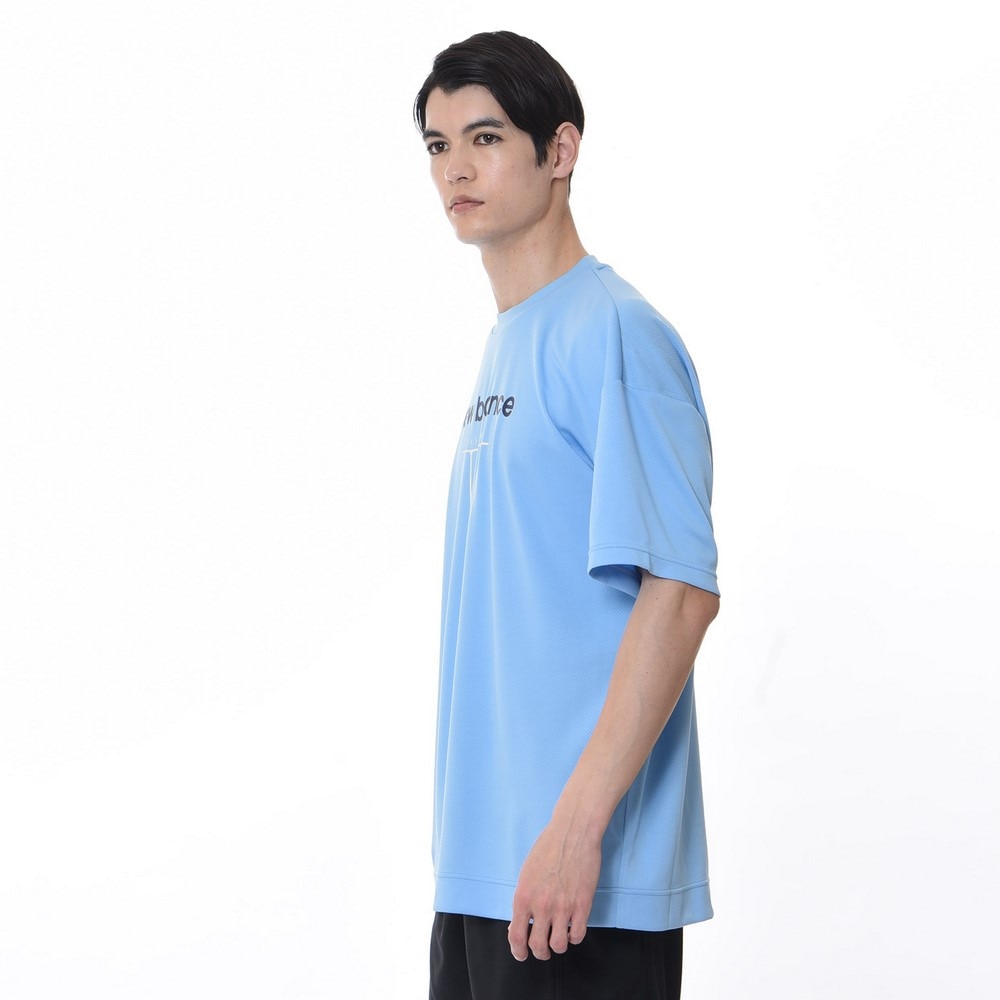 ニューバランス（new balance）（メンズ、レディース）バスケットボールウェア Court Graphic Tシャツ AMT35064BLZ