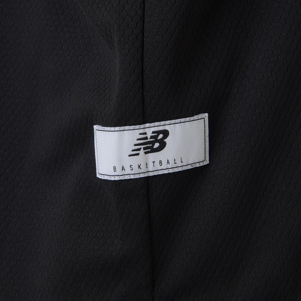 ニューバランス（new balance）（メンズ）バスケットボールウェア Arm Graphic ロングTシャツ AMT35181BK