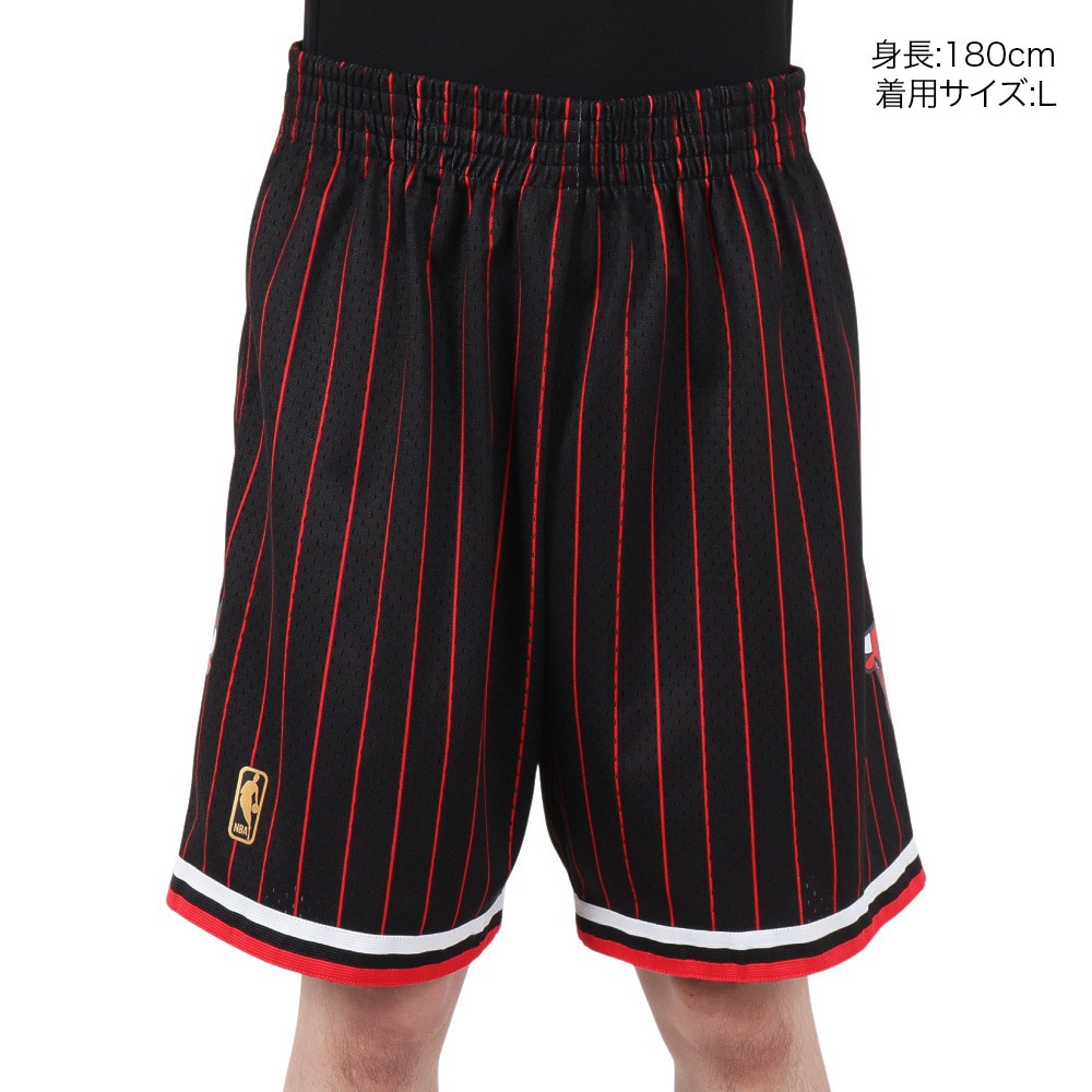 ミッチェルアンドネス（Mitchell&Ness）（メンズ）バスケットボールウェア Swingman ショーツ シカゴ・ブルズ SMSH18022-CBUBLK96