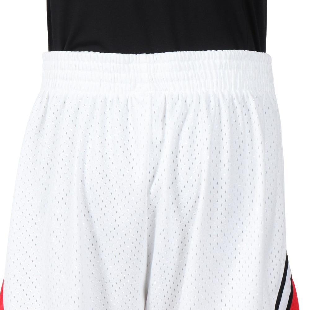 ミッチェルアンドネス（Mitchell&Ness）（メンズ）バスケットボールウェア Swingman ショーツ シカゴ・ブルズ SMSHCP18151-CBUWHT97