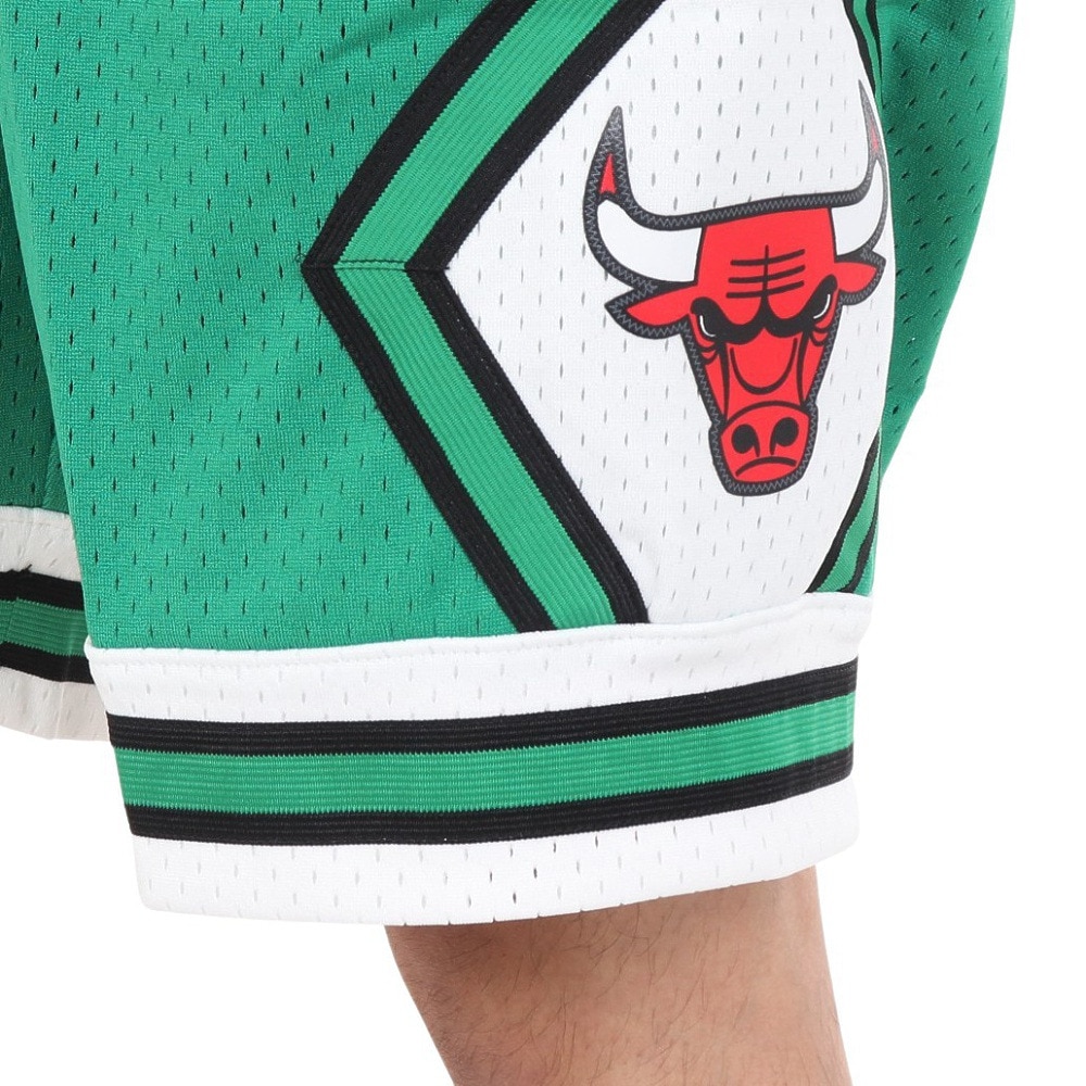 ミッチェルアンドネス（Mitchell&Ness）（メンズ）バスケットボール ブルズ オルタネイト スイングマン ショーツ 2008-09 SMSHGS20017-CBUKG