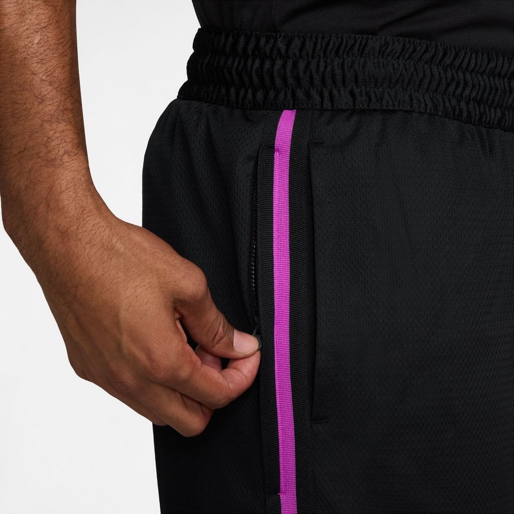 ナイキ（NIKE）（メンズ）バスケットボールウェア ドライフィット DNA 8インチ ショートパンツ FN2652-013