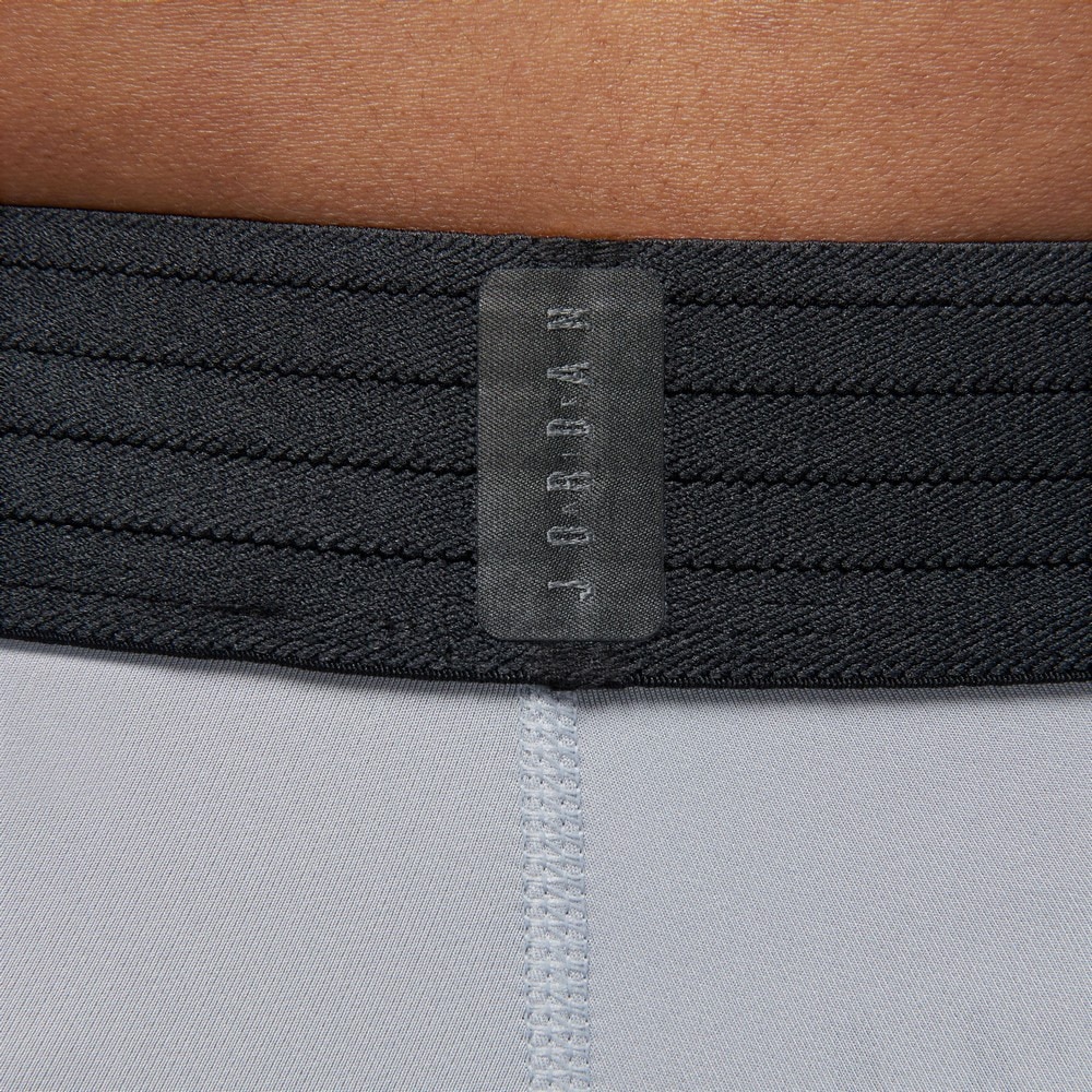 ジョーダン（JORDAN）（メンズ、レディース）バスケットボールウェア ドライフィット コンプレッション ショートパンツ DM1814-012 速乾
