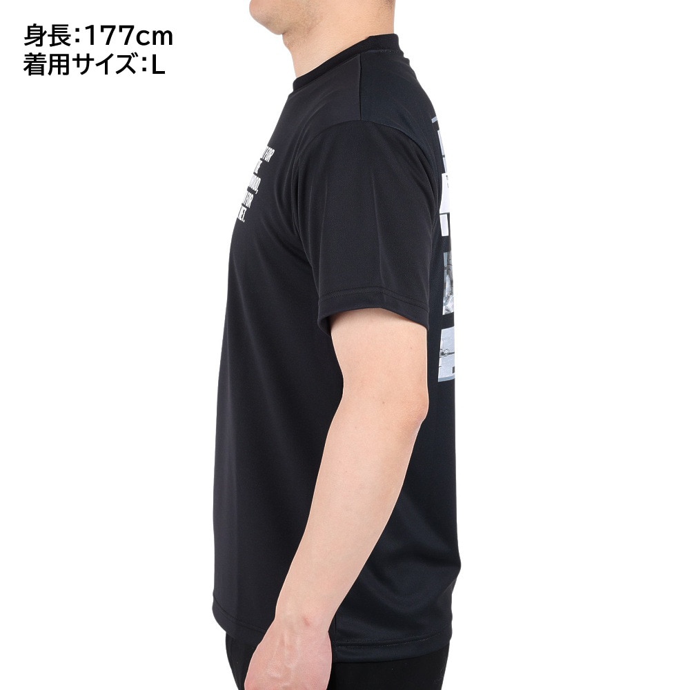 スポルディング(SPALDING)(メンズ)バスケットボールウェア UVカット Tシャツ デジタルコラージュバックプリント SMT23012 SPALDING スポルディング Tシャツ デジタルコラージュバックプリント バスケ 練習着 メンズ レディース 半袖 Tシャツ SMT23012