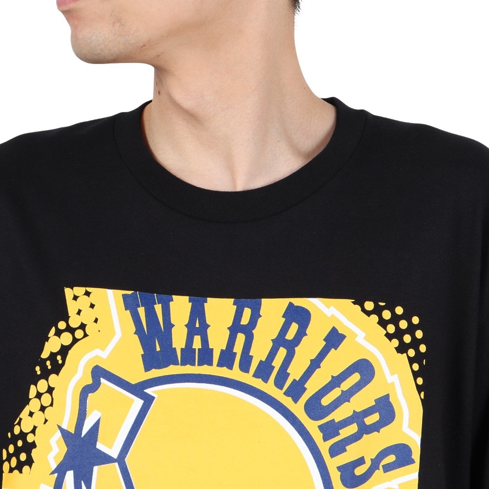 ミッチェルアンドネス（Mitchell&Ness）（メンズ）バスケットボールウェア NBA ビッグフェイス 7.0 ウォリアーズ Tシャツ BMTR5904-GSWYYPPPBLCK