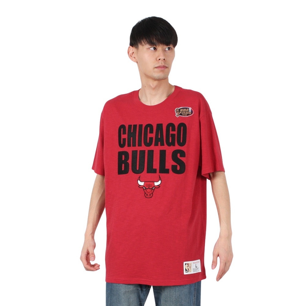 ミッチェルアンドネス（Mitchell&Ness）（メンズ、レディース）LEGENDARY SLUB 半袖Tシャツ シカゴ・ブルズ TCRW5507-CBUYYPPPSCAR