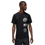 (メンズ)Tシャツ バスケットボールウェア ブランド ロゴ STACK 半袖 ブラック FN6028-010