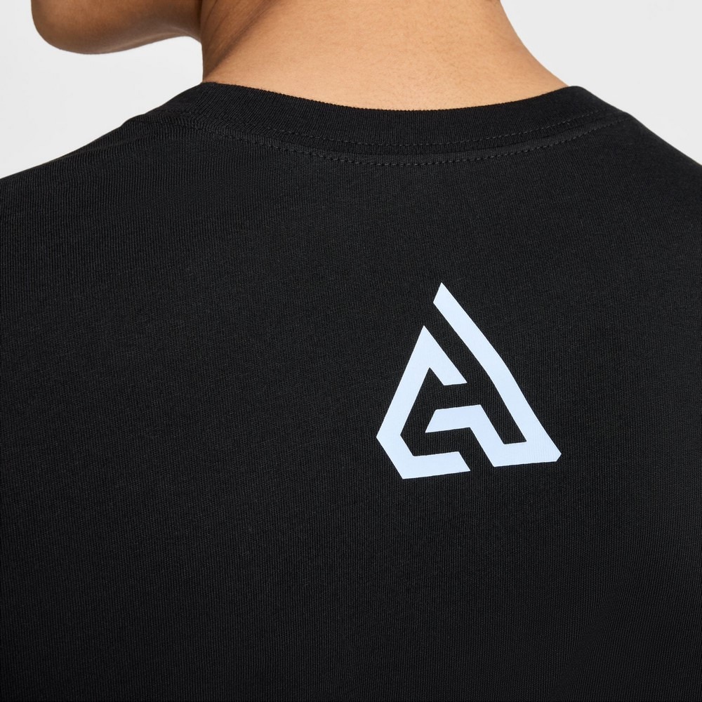 ナイキ（NIKE）（メンズ）バスケットボールウェア Giannis Antetokounmpo Giannis 半袖Tシャツ FZ8078-010