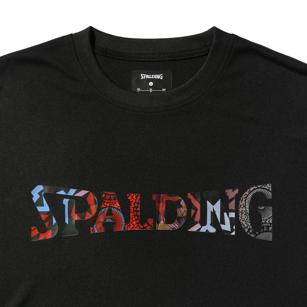 スポルディング（SPALDING）（メンズ）バスケットボールウェア Tシャツ アフリカン バティック ロゴ SMT25002BK