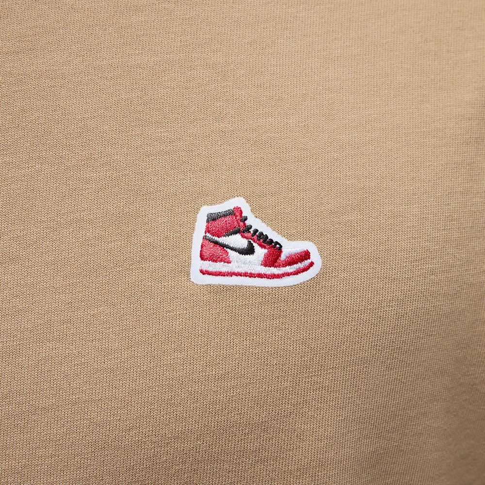ジョーダン（JORDAN）（メンズ）【新商品】 バスケットボールウェア スニーカー パッチ 半袖Tシャツ HJ2326-240