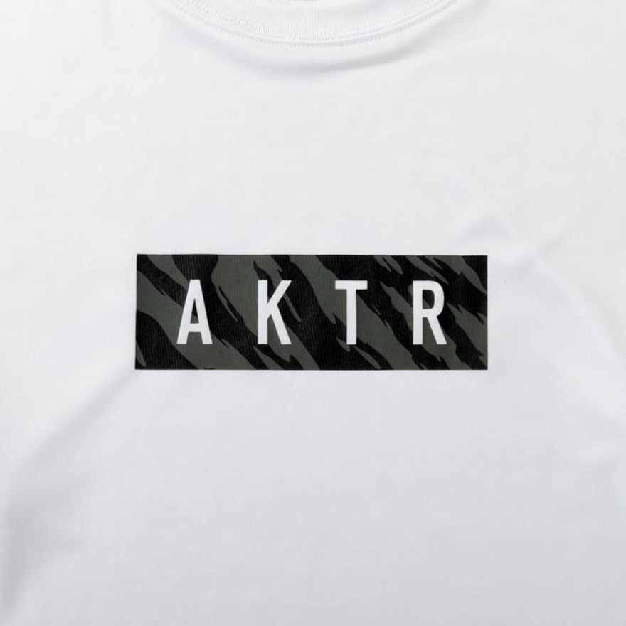 アクター（AKTR）（メンズ）バスケットボールウェア BEAST カモ ボックス ロゴ 長袖 スポーツ Tシャツ 224-017005 WH