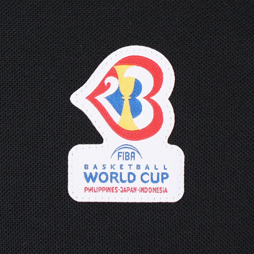 FIBAバスケットボールワールドカップ2023（FIBA BASKETBALL WORLD CUP 2023）（メンズ）ロゴポロシャツ 53462
