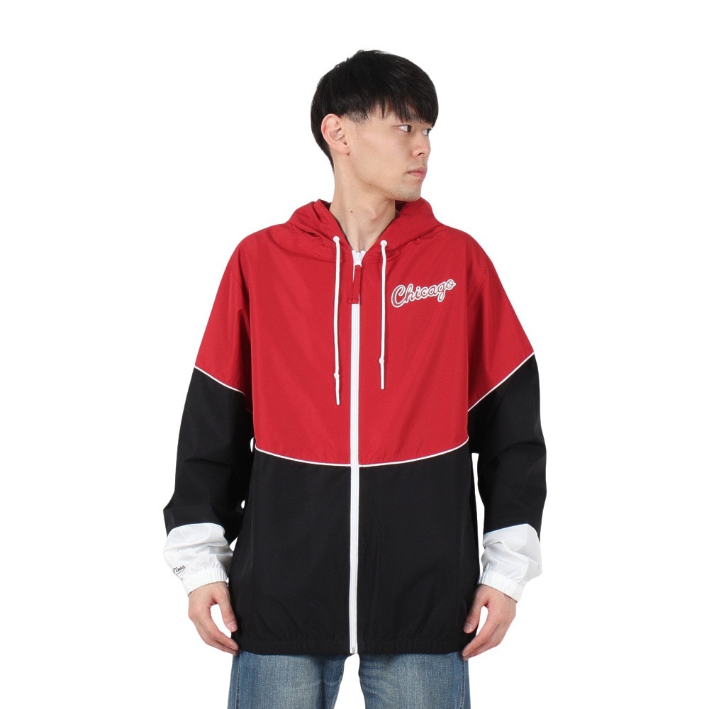 ミッチェルアンドネス（Mitchell&Ness）（メンズ、レディース）LIGHTWEIGHT ウィンドブレーカー シカゴ・ブルズ OJZP5520-CBUYYPPPBKRD