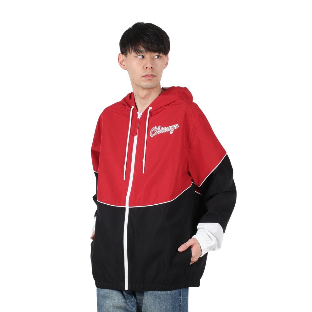 ミッチェルアンドネス（Mitchell&Ness）（メンズ、レディース）LIGHTWEIGHT ウィンドブレーカー シカゴ・ブルズ OJZP5520-CBUYYPPPBKRD