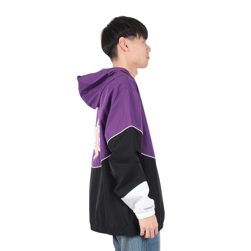 ミッチェルアンドネス（Mitchell&Ness）（メンズ、レディース）LIGHTWEIGHT ウィンドブレーカー ロサンゼルス・レイカーズ OJZP5520-LALYYPPPBKPR