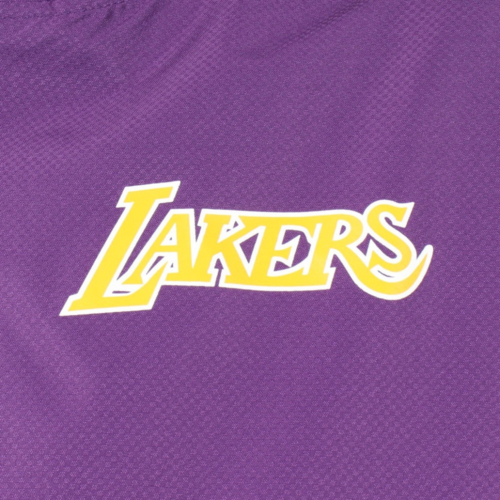 ミッチェルアンドネス（Mitchell&Ness）（メンズ、レディース）LIGHTWEIGHT ウィンドブレーカー ロサンゼルス・レイカーズ OJZP5520-LALYYPPPBKPR