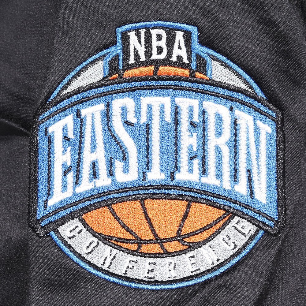 ミッチェルアンドネス（Mitchell&Ness）（メンズ）ライト サテン ジャケット NBA シカゴ ブルズ OJBF5523-CBUBLCK