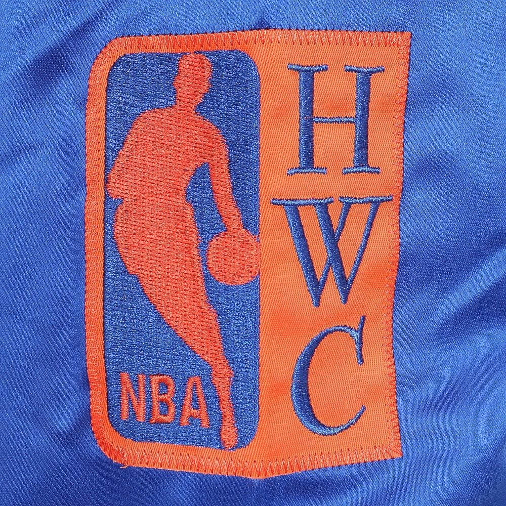 ミッチェルアンドネス（Mitchell&Ness）（メンズ）ライト サテン ジャケット NBA ニューヨーク ニックス OJBF5523-NYKROYA