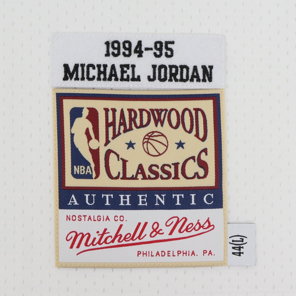 ミッチェルアンドネス（Mitchell&Ness）（メンズ）バスケットウエア オーセンティックジャージ マイケルジョーダン シカゴブルズ AJY4LG19007-CBUWHT