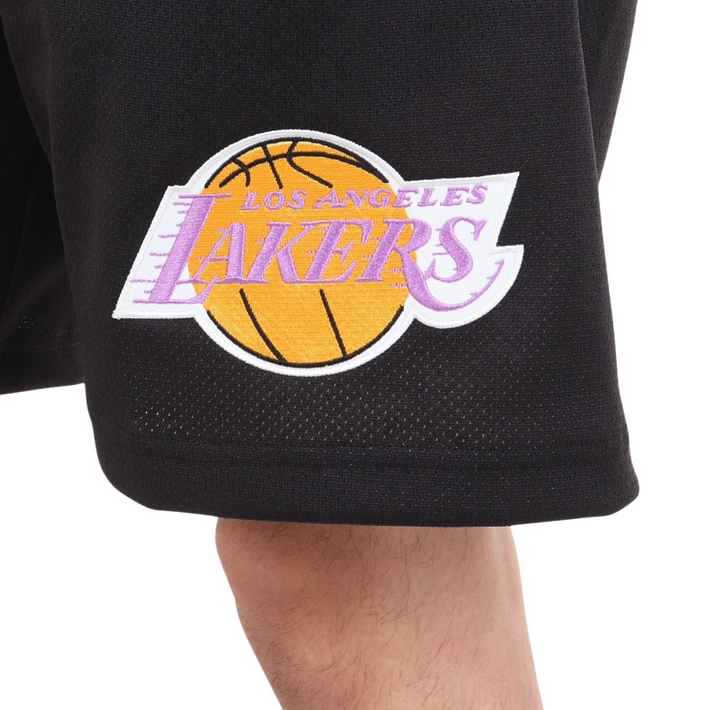 ミッチェルアンドネス（Mitchell&Ness）（メンズ）ハーフパンツ