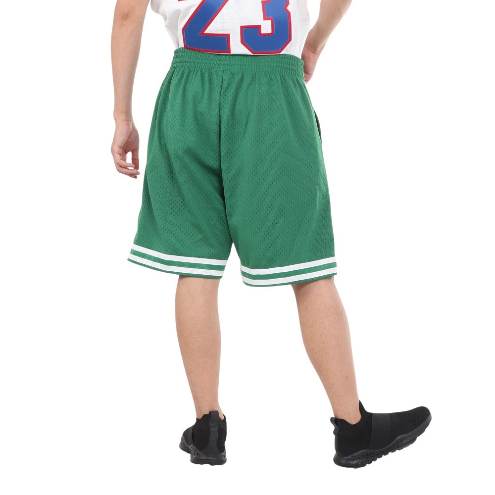ミッチェルアンドネス（Mitchell&Ness）（メンズ）セルティックス ロード スイングマン ショーツ 1985-86 SMSHGS18221-BCEKGN85