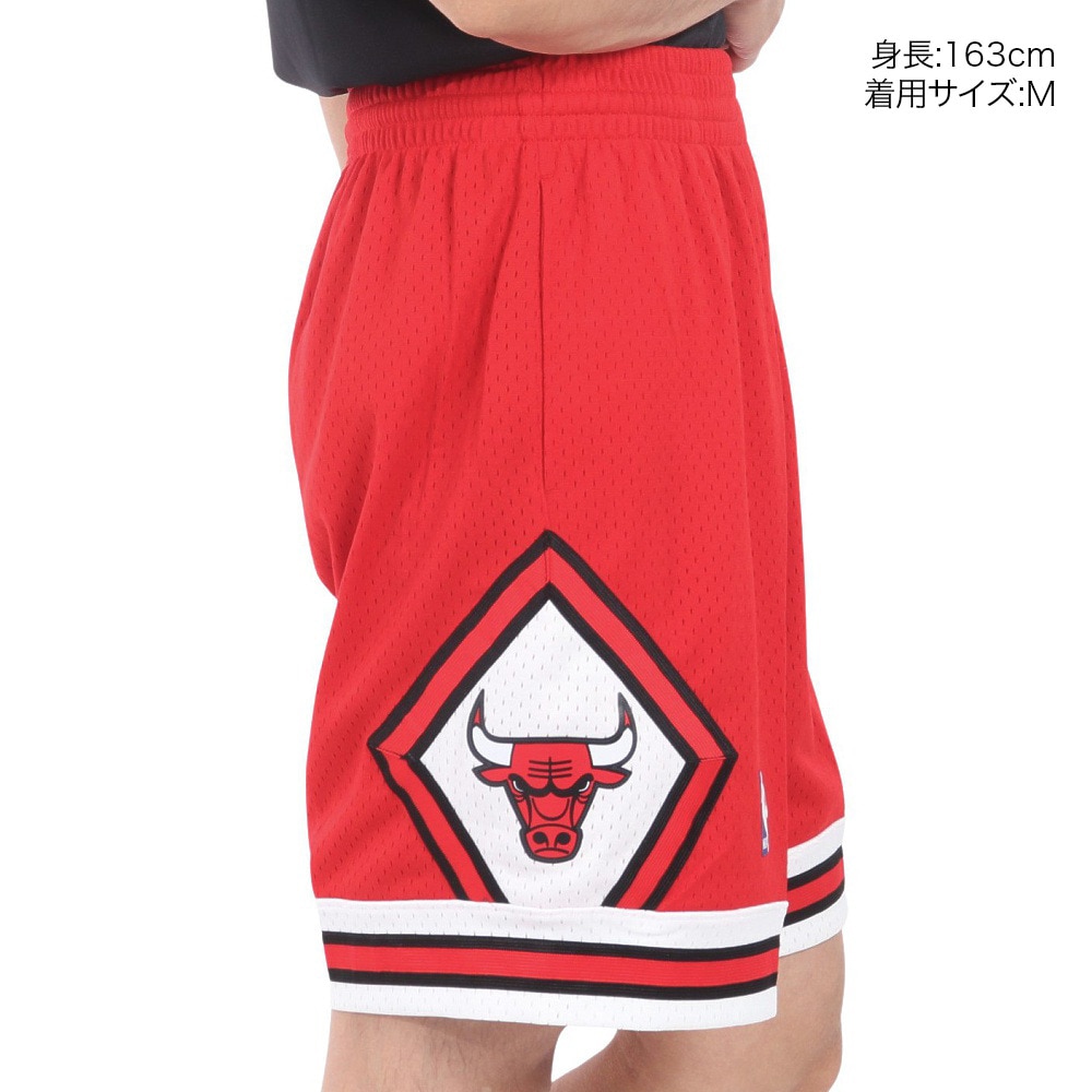 ミッチェルアンドネス（Mitchell&Ness）（メンズ）スイングマン ショーツ シカゴ ブルズ 1997-98 SMSHGS18223-CBUSCR97