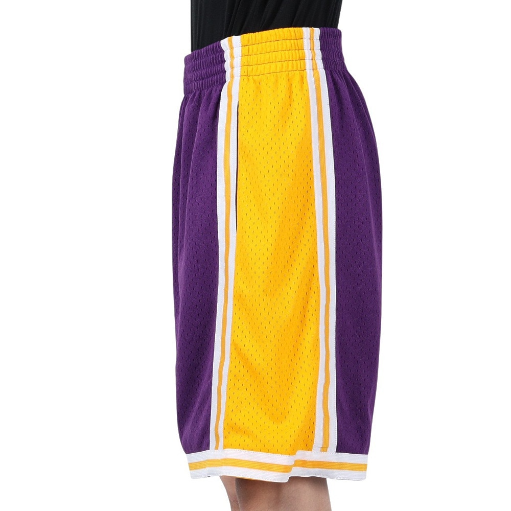 ミッチェルアンドネス（Mitchell&Ness）（メンズ）レイカーズ ロード スイングマン ショーツ SMSHGS18235-LALPUR84