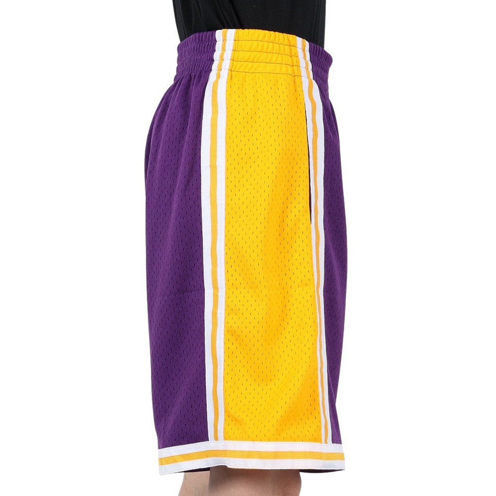 ミッチェルアンドネス（Mitchell&Ness）（メンズ）レイカーズ ロード スイングマン ショーツ SMSHGS18235-LALPUR84
