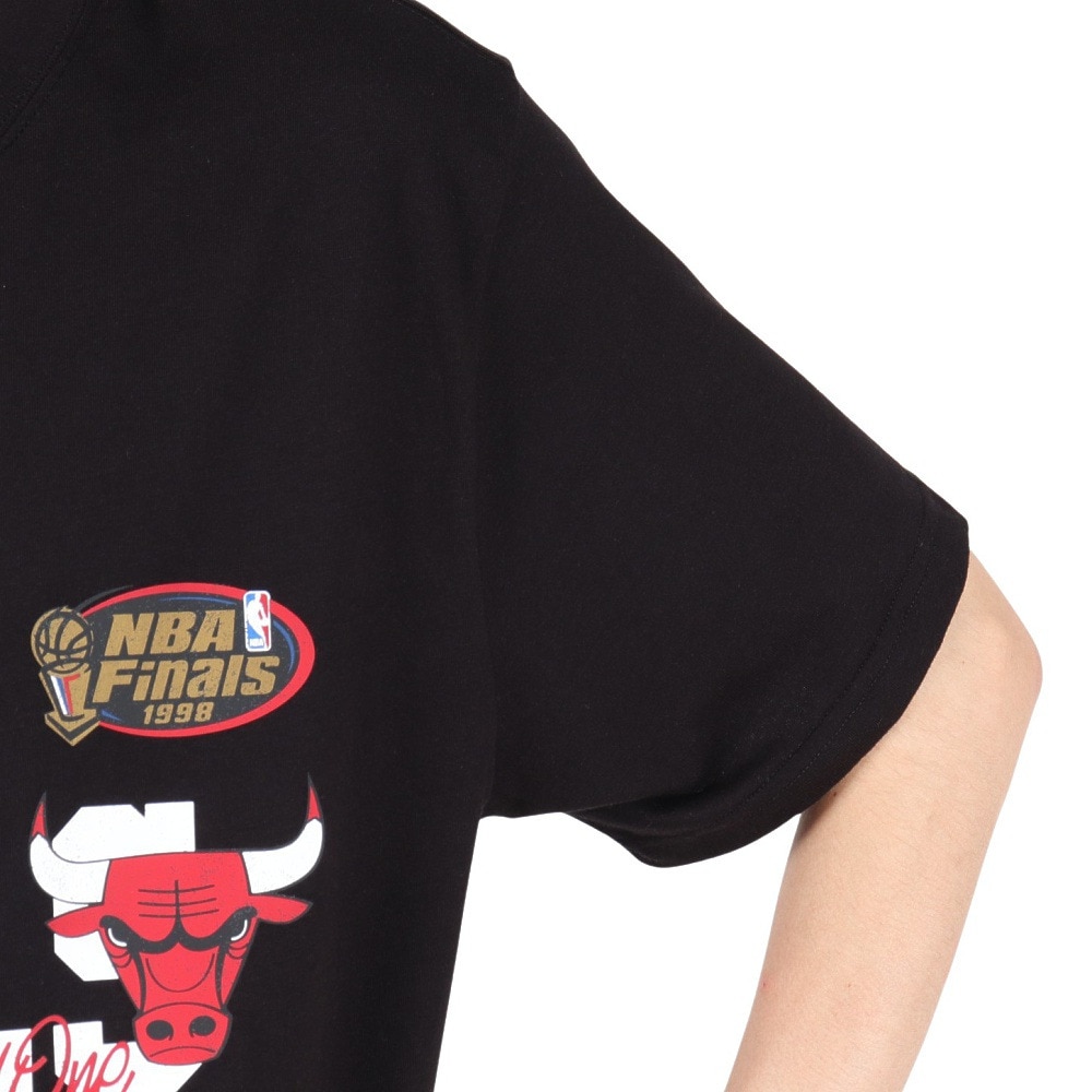ミッチェルアンドネス（Mitchell&Ness）（メンズ）ホームチーム シカゴ ブルズ 半袖Tシャツ HWC SS10001-CBUBLCK