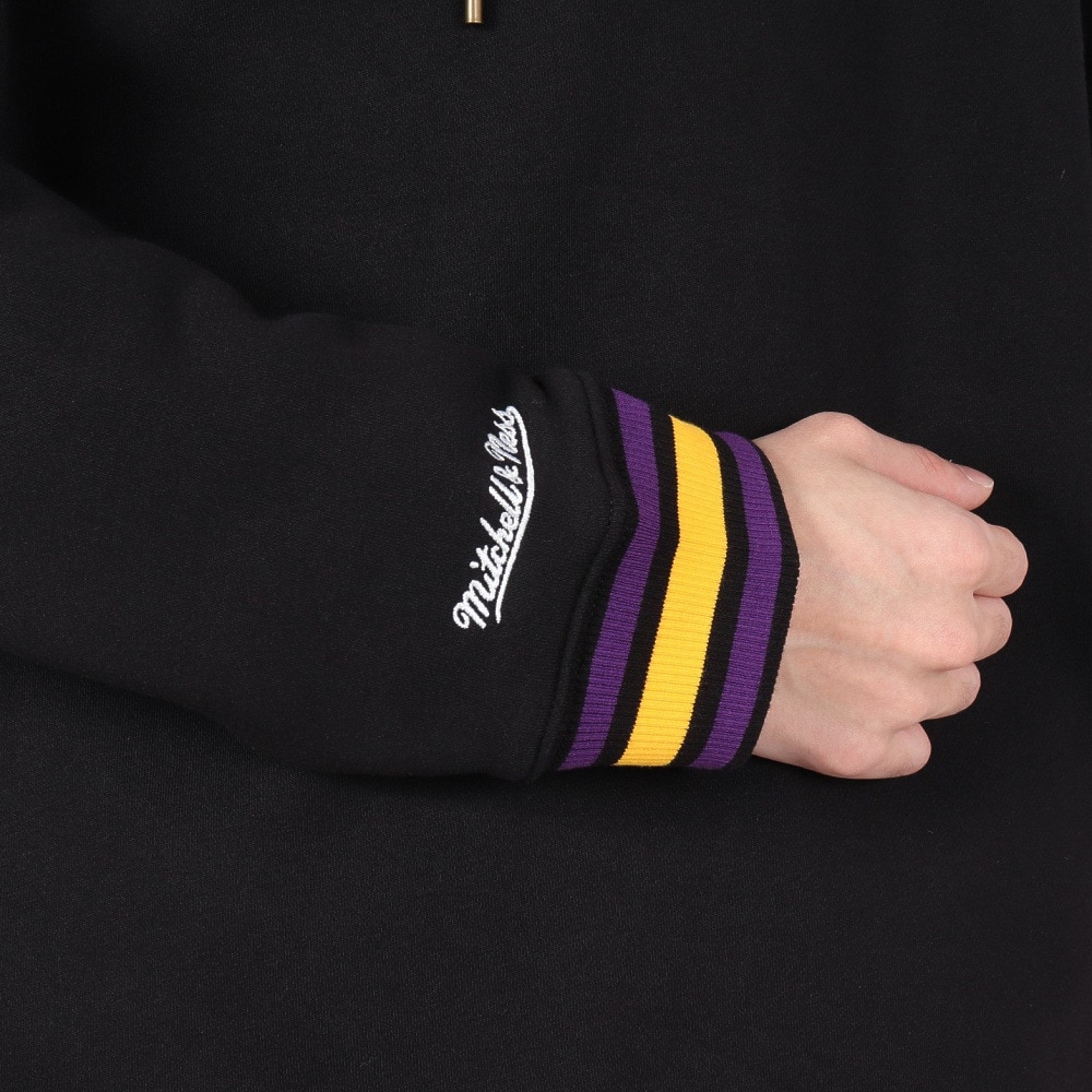 ミッチェルアンドネス（Mitchell&Ness）（メンズ）フリース フーディー ロサンゼルス・レイカーズ TH8091-LALBLCK