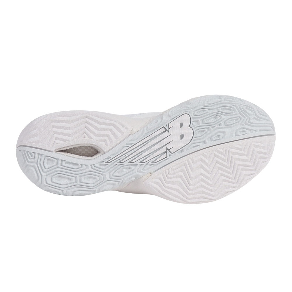 ニューバランス（new balance）（メンズ）バスケ シューズ バッシュ BB2WYWT4 2E Two Wxy v4 トゥーウェイ ワイド 軽量 ミッドカット 白