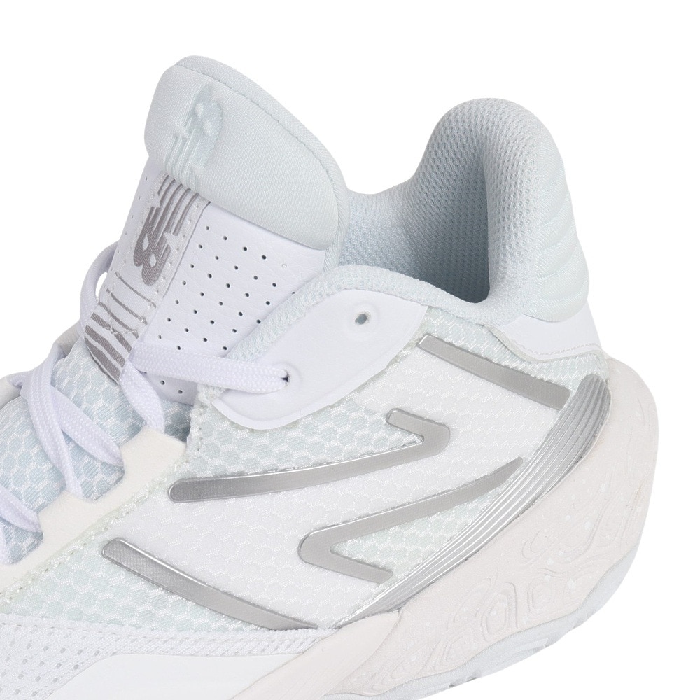 ニューバランス（new balance）（メンズ、レディース）バスケ シューズ バッシュ BB2WYWT4 D Two Wxy v4 トゥーウェイ 軽量 ミッドカット 白