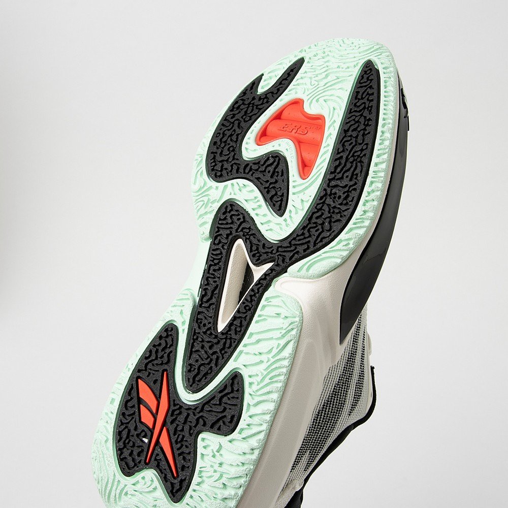 やあこ ZXFAMILY . 2026 adidas ZX8000 'Aqua' . #adidas #adidasZX8000