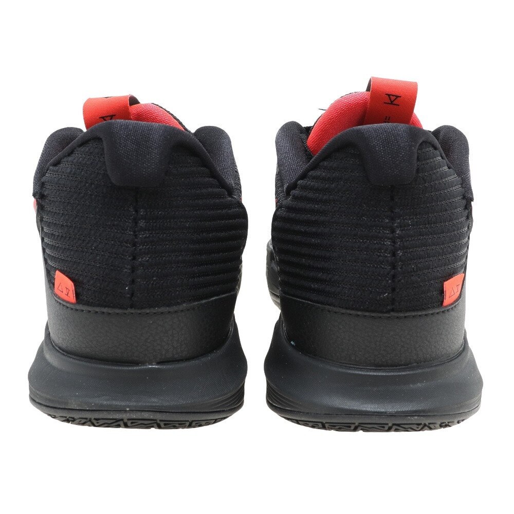 ナイキ(NIKE)(メンズ)バスケットシューズ バッシュ カイリー