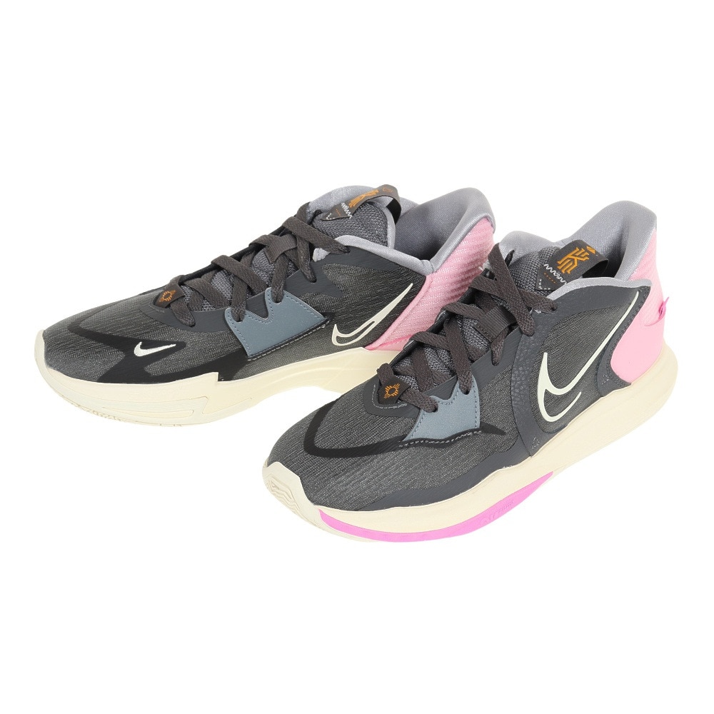 NIKE カイリー　Low5