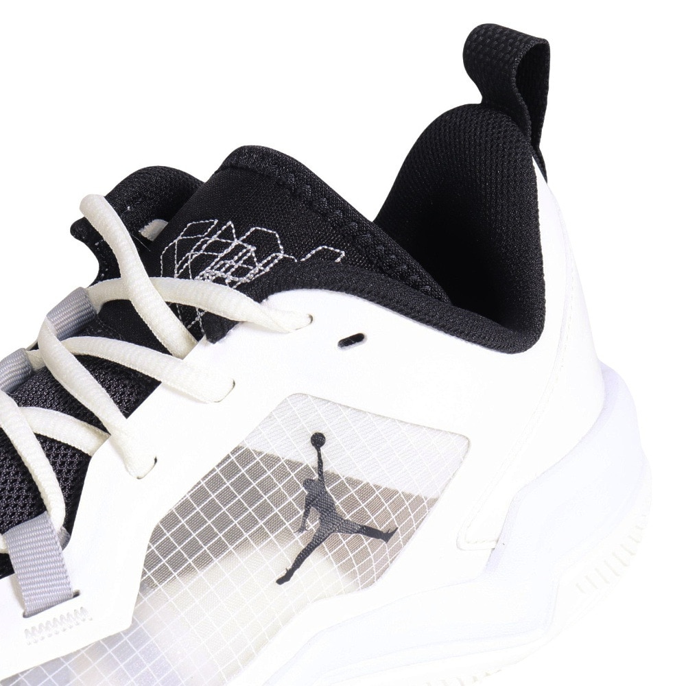 ＪＯＲＤＡＮ（メンズ）バスケットシューズ バッシュ ワン テイク 4 PF DZ3339-106