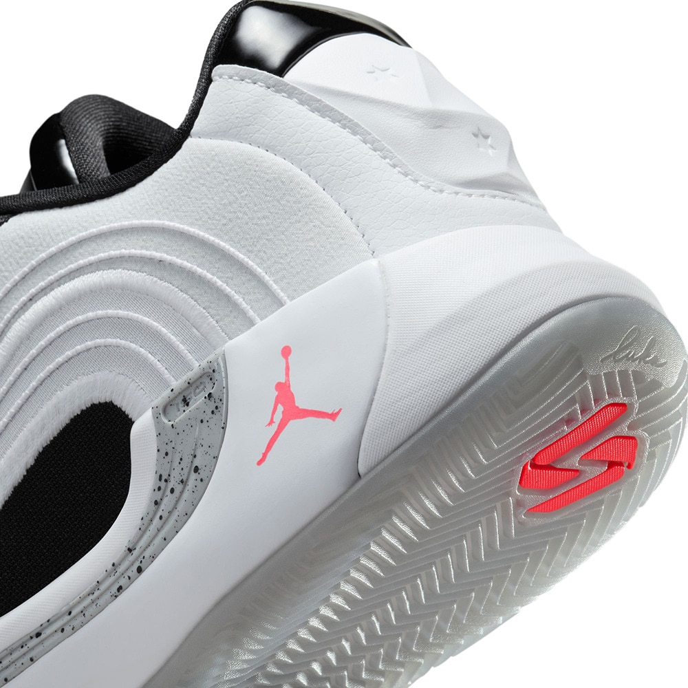 ジョーダン（JORDAN）（メンズ）バスケットシューズ バッシュ ルカ 4 PF ルカドンチッチ HF0824-101