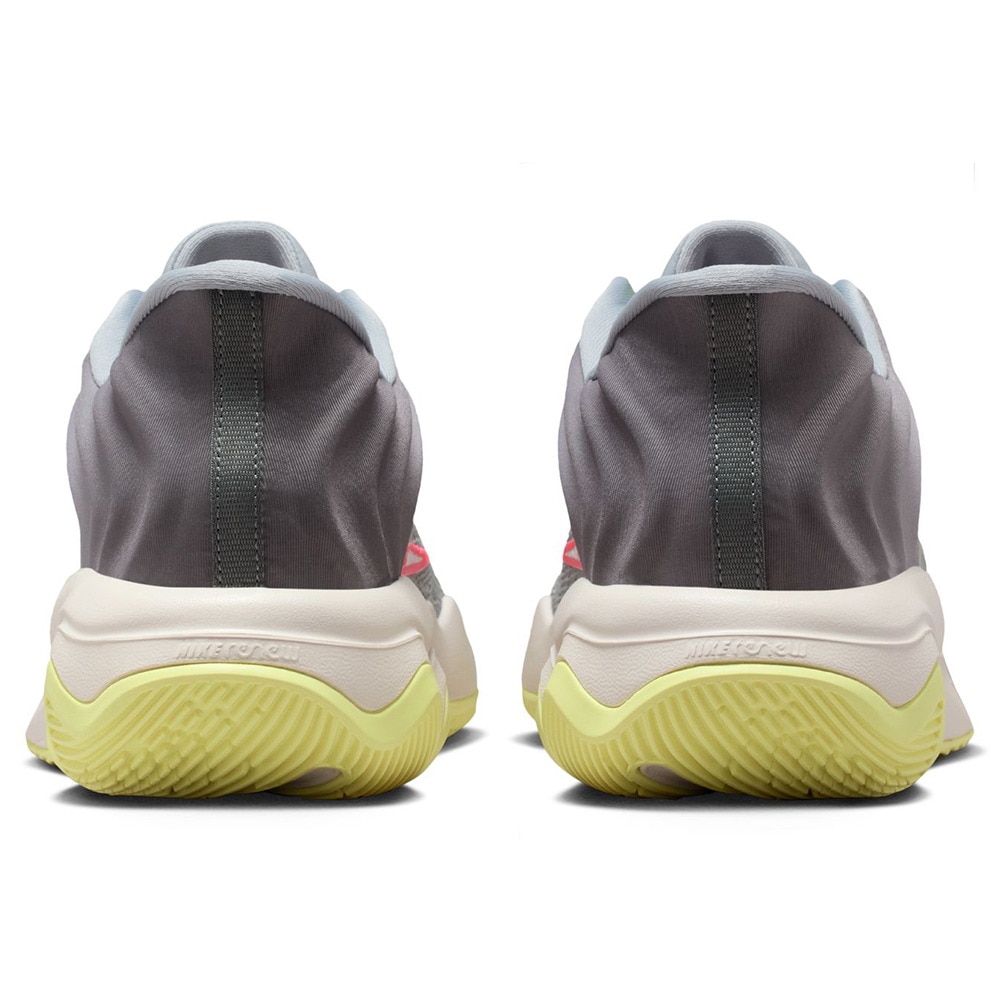 ナイキ（NIKE）（メンズ）バスケットシューズ バッシュ ヤニス