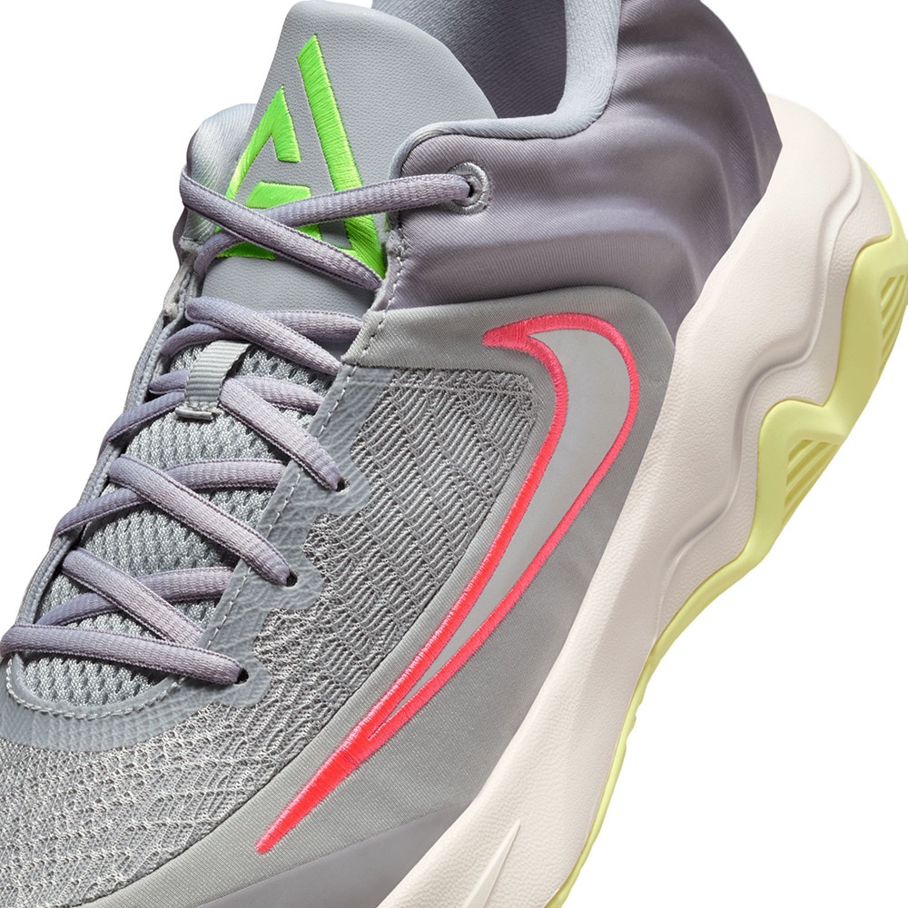 ナイキ（NIKE）（メンズ）バスケットシューズ バッシュ ヤニス