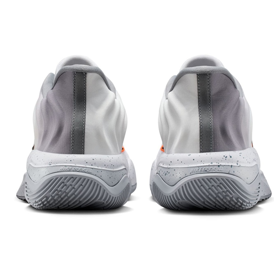 ナイキ（NIKE）（メンズ）バスケットシューズ バッシュ ヤニス