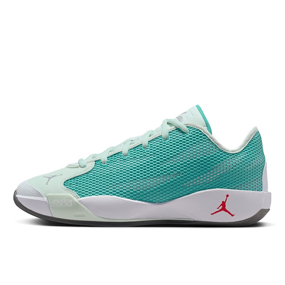 ジョーダン（JORDAN）（メンズ）バスケットシューズ バッシュ ルカ77