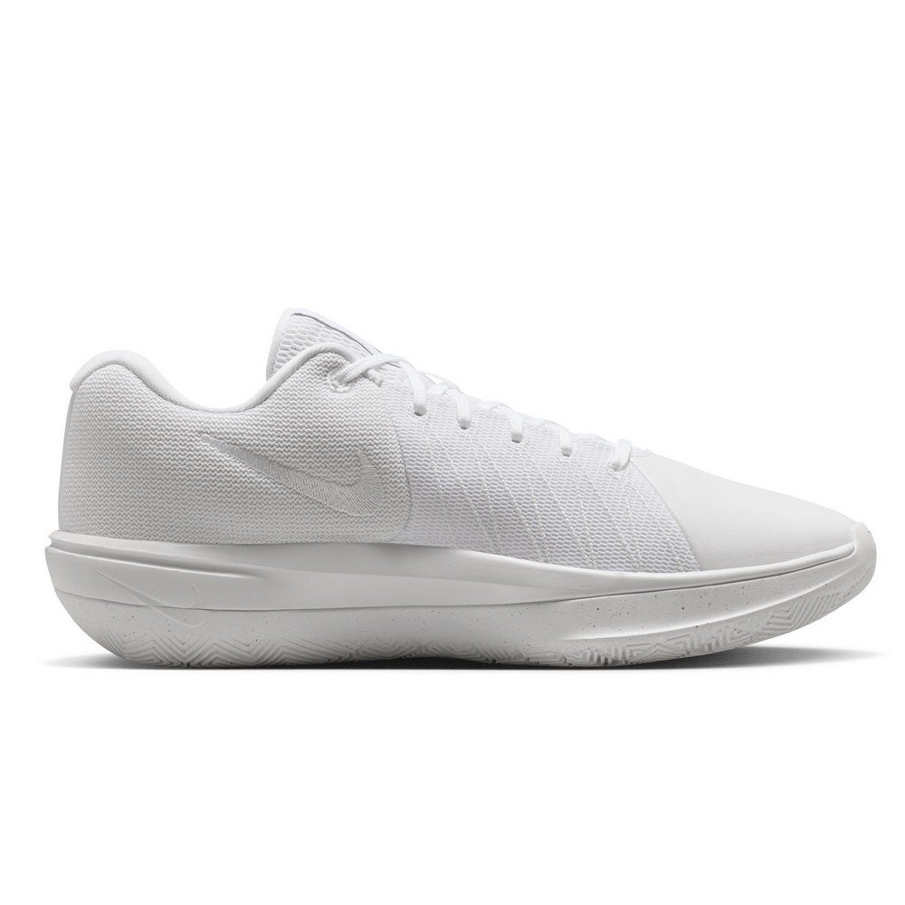 ナイキ（NIKE）（メンズ、レディース）バスケットシューズ バッシュ