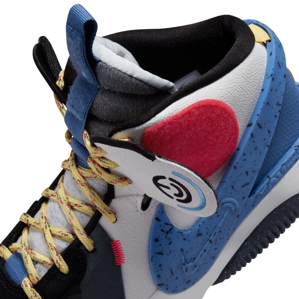 ナイキ（NIKE）（メンズ、レディース）バスケットシューズ バッシュ エア DELDON DM4096-100